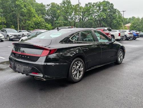 2022 Hyundai SONATA SEL