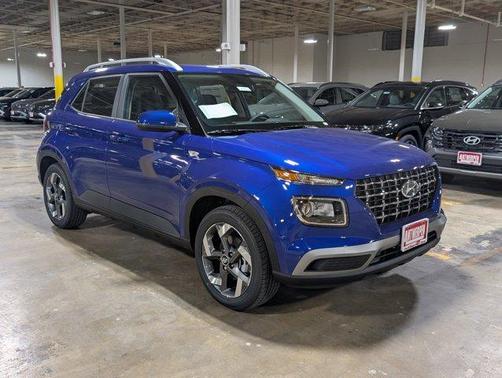 2025 Hyundai VENUE SEL