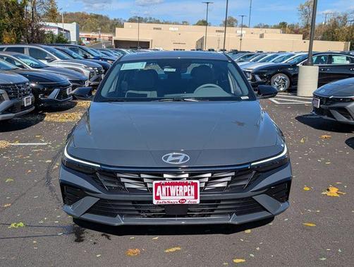 2026 Hyundai ELANTRA SEL