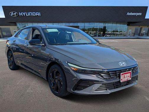 2026 Hyundai ELANTRA SEL