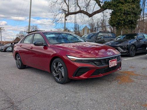 2025 Hyundai ELANTRA SEL Sport