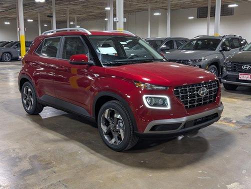 2025 Hyundai VENUE Limited