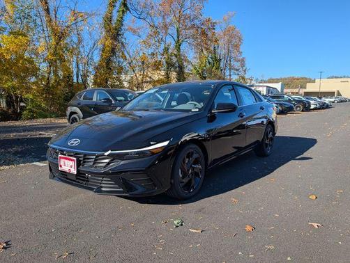 2026 Hyundai ELANTRA SEL