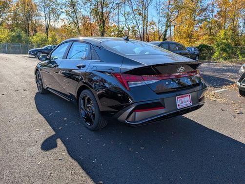 2026 Hyundai ELANTRA SEL