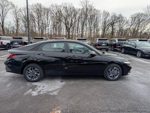 2026 Hyundai ELANTRA HEV Blue