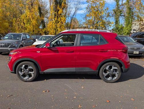 2022 Hyundai VENUE Limited