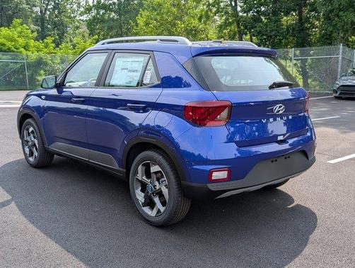 2025 Hyundai VENUE Limited