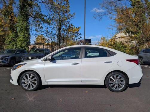 2022 Hyundai Accent Limited