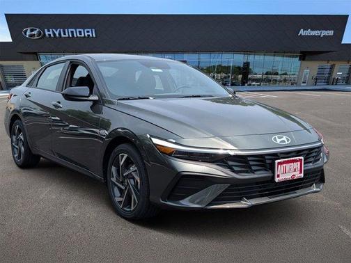 2025 Hyundai ELANTRA HEV SEL Sport