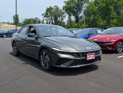 2025 Hyundai ELANTRA HEV SEL Sport