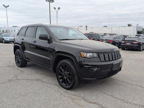 2018 Jeep Grand Cherokee Altitude