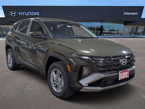 2026 Hyundai TUCSON SE