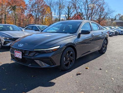 2026 Hyundai ELANTRA SEL