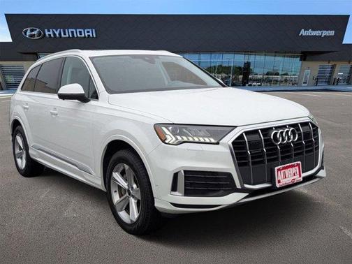 2024 Audi Q7 45 Premium Plus