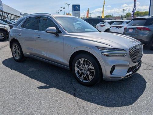 2025 Genesis GV70 2.5T
