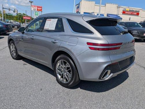 2025 Genesis GV70 2.5T