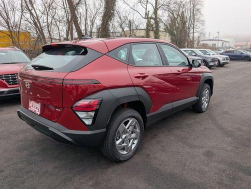 2026 Hyundai KONA SE