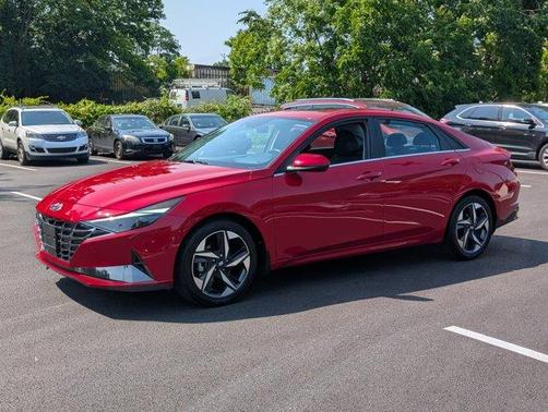 2023 Hyundai ELANTRA Limited