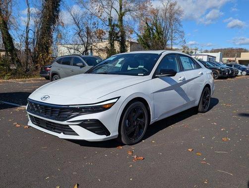 2026 Hyundai ELANTRA SEL