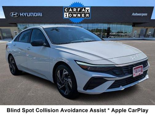 White 2025 Hyundai ELANTRA SEL Sport