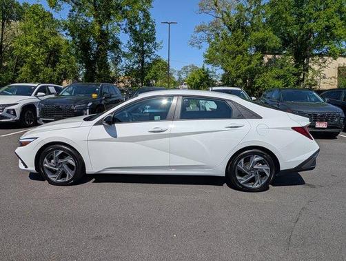 White 2025 Hyundai ELANTRA SEL Sport