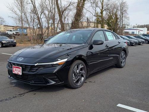 2026 Hyundai ELANTRA HEV Limited