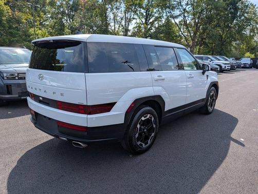 2024 Hyundai SANTA FE SE