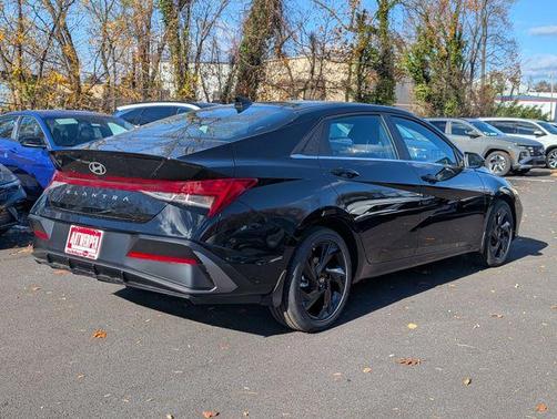 2026 Hyundai ELANTRA SEL