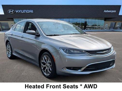 2016 Chrysler 200 C