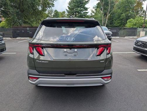 2025 Hyundai TUCSON SEL