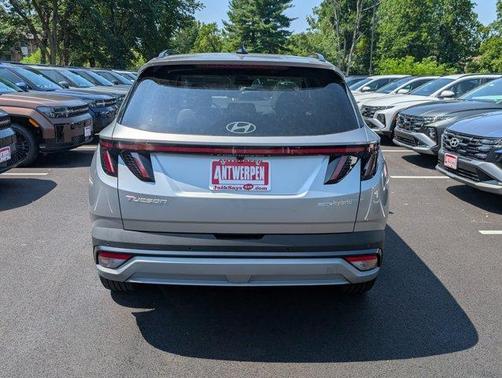 2025 Hyundai TUCSON Hybrid Limited