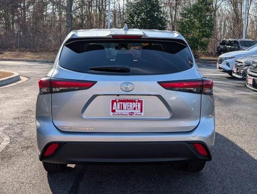 2021 Toyota Highlander L