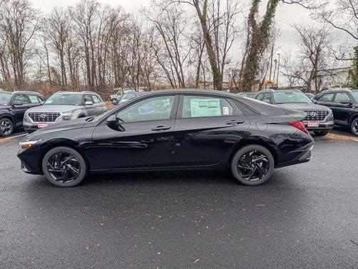 Black 2026 Hyundai ELANTRA SEL Sport