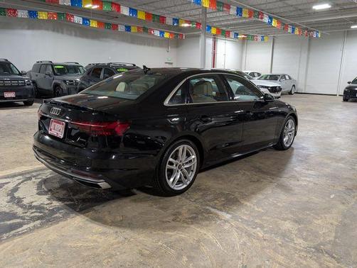 Mythos Black Metallic 2024 Audi A4 45 S line quattro Premium