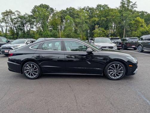 2020 Hyundai SONATA Limited