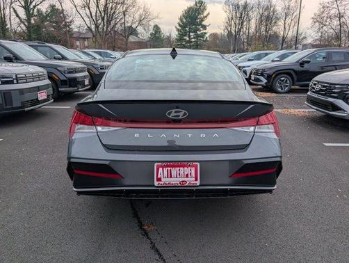 2026 Hyundai ELANTRA SEL