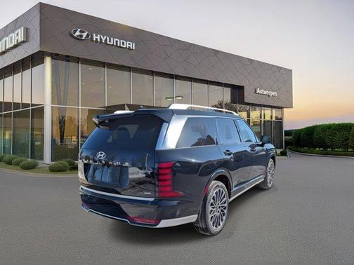 Abyss Black Pearl 2026 Hyundai Palisade Hybrid Calligraphy