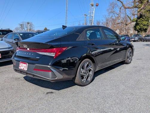 2025 Hyundai ELANTRA HEV Blue