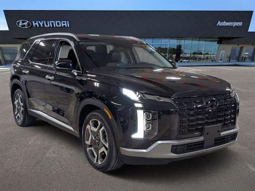 Abyss Black Pearl 2025 Hyundai PALISADE SEL Premium
