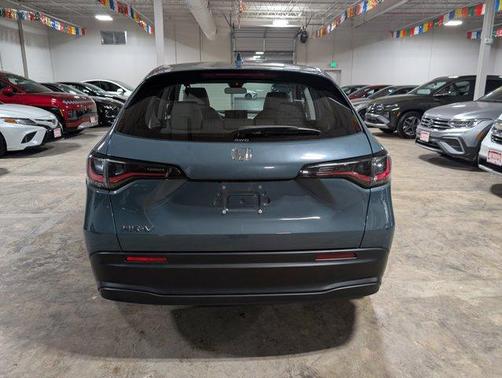 2025 Honda HR-V LX