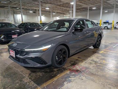 2026 Hyundai ELANTRA SEL SPORT PREMIUM