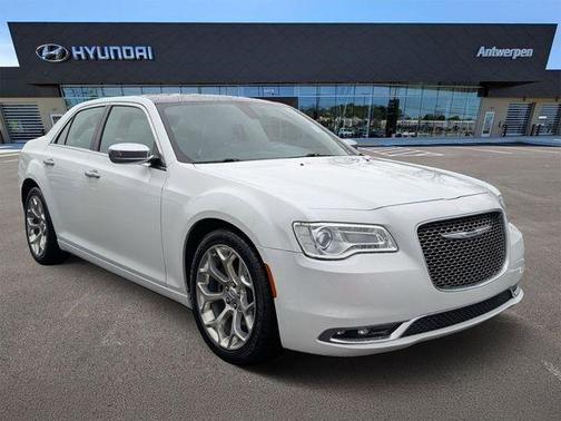 2017 Chrysler 300C Platinum