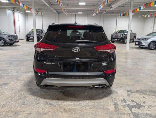 2017 Hyundai TUCSON Night