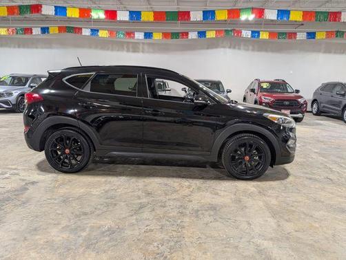 2017 Hyundai TUCSON Night