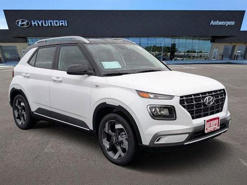 2026 Hyundai VENUE SEL