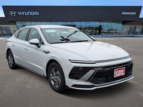 2026 Hyundai SONATA SE