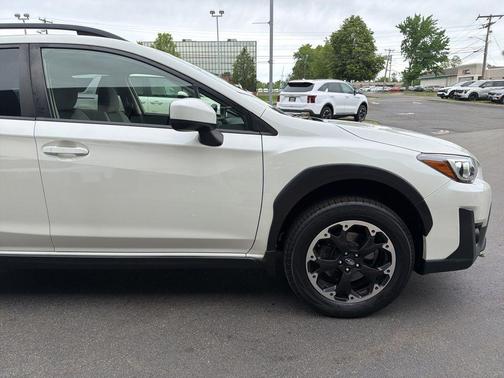 Crystal White Pearl 2023 Subaru Crosstrek Premium