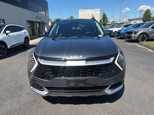 Gravity Gray 2024 Kia Sportage Hybrid EX