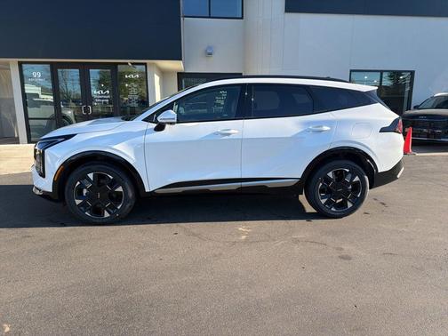Snow White Pearl 2026 Kia Sportage Hybrid SX-Prestige