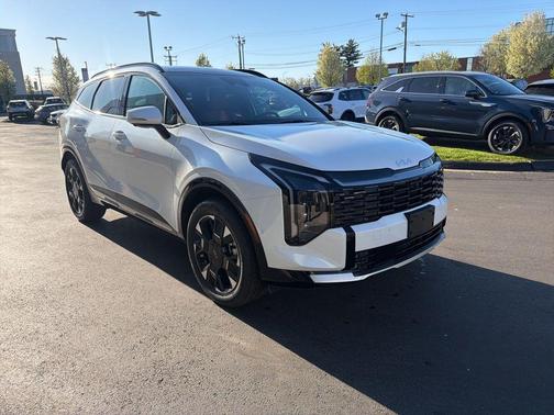 Snow White Pearl 2026 Kia Sportage Hybrid SX-Prestige